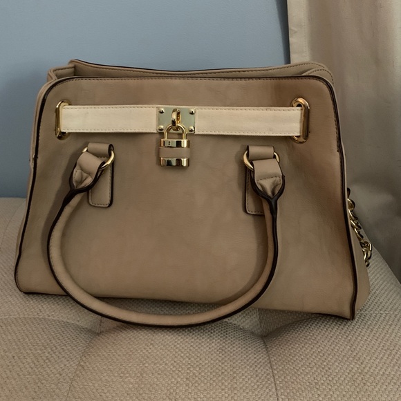 Charming Charlie Handbags - ❗️SALE❗️Blush Charming Charlie Satchel Bag